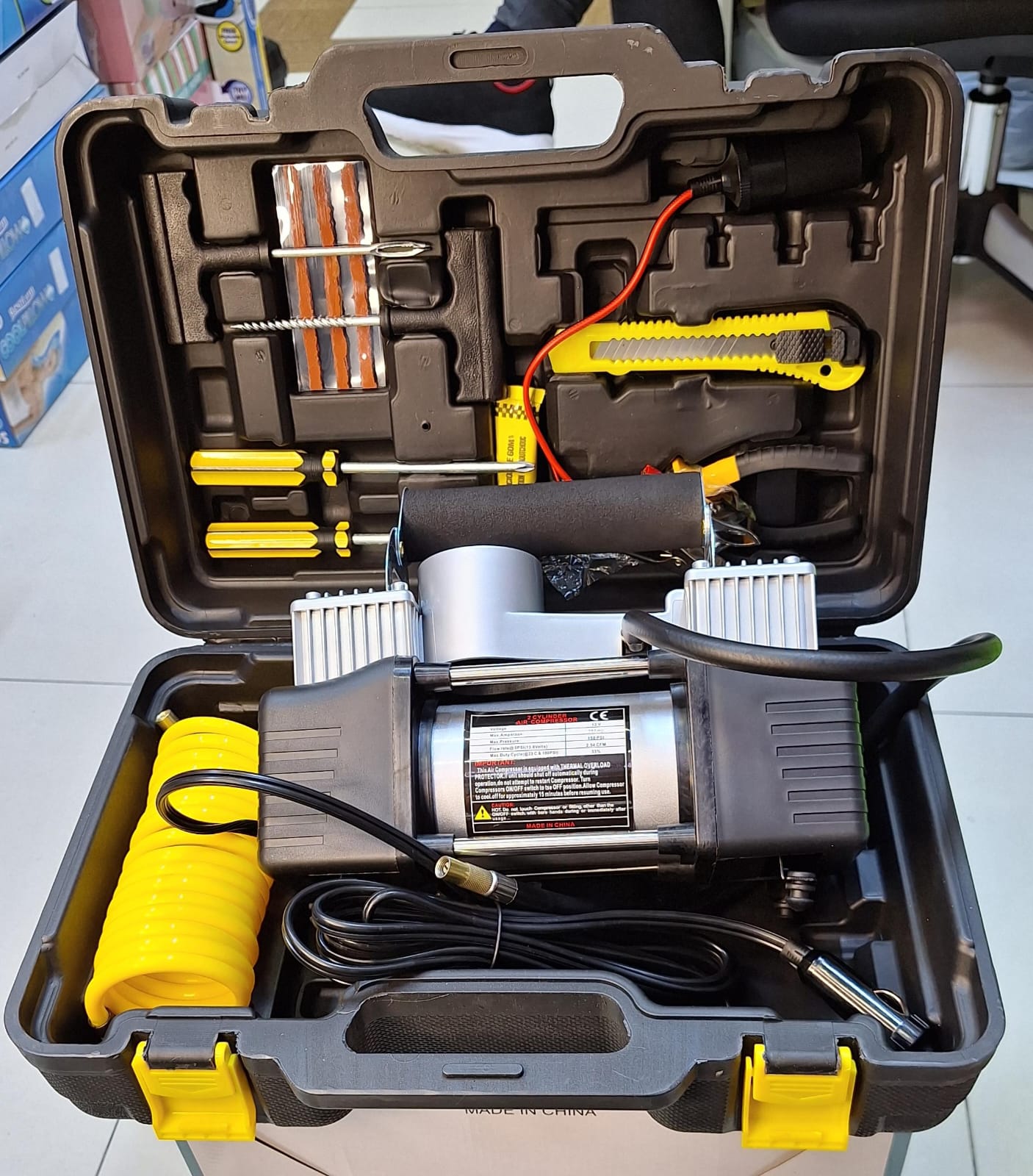 Kit compresor de llantas